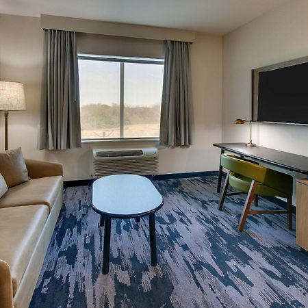 Fairfield Inn And Suites By Marriott Houston Brookhollow Exterior foto
